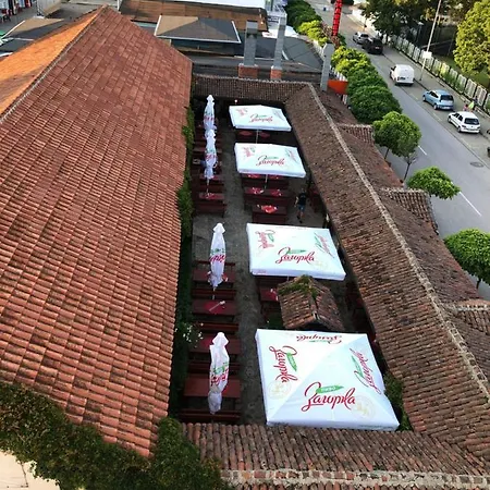 Apartamento N *